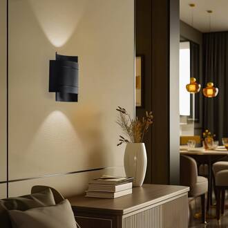 Isotta wandlamp, halfronde, zwart zwart mat