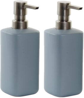 Items 2x stuks zeeppompjes/zeepdispensers lichtgrijs polystone 300 ml - Zeeppompjes