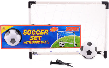 John Voetbaldoel johntoy met bal