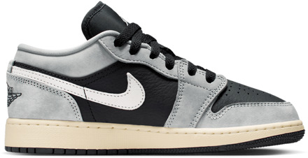Jordan 1 Low Kindersneakers - Grijs - Maat 38 - Mesh/Synthetisch Grey