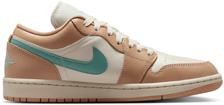 Jordan Aj1 Low Sneakers Dames - Beige - Maat 40.5 - Leer