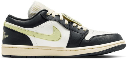 Jordan Aj1 Low Sneakers Dames - Zwart - Maat 38 - Mesh/Synthetisch Black