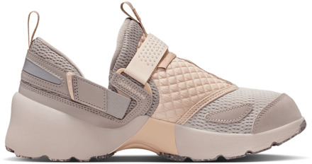 Jordan Trunner Lx Sneakers Dames - Wit - Maat 36.5 - Mesh/Synthetisch White