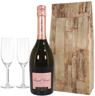 Joseph Perrier Rosé en 2 champagne glazen