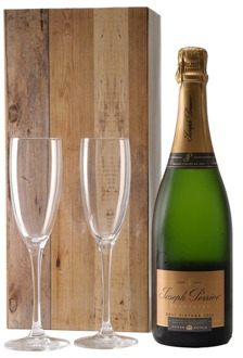 Joseph Perrier Vintage en 2 champagne glazen