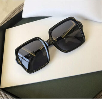 Julie zonnebril | zwart - maat One size