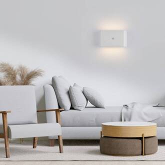 JUST LIGHT. LED wandlamp op accu Ziddy, wit, sensor 3.000 K