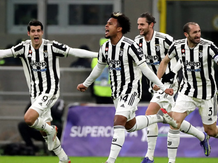 Juventus FC - Lecce (Serie A) (Vliegtuig)