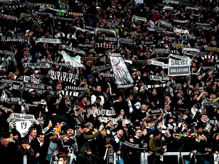 Juventus FC - Pisa (Serie A) (Vliegtuig)