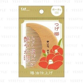 Kai Boxwood Half Moon Comb 1 pc