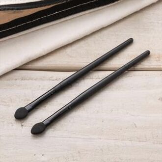 Kai cosmeup Eyeshadow Applicator (Long Handle) 2 pcs