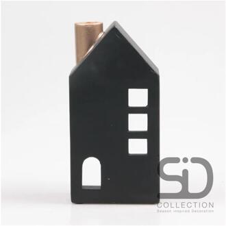Kandelaar Huisje 12x8x24cm zwart