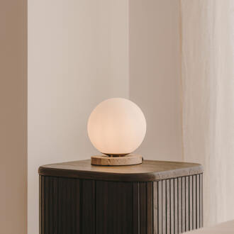 Kave Home Malachi-tafellamp in mat glas en travertijnsteen Wit