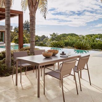 Kave Home Uitschuifbare Tuintafel 'Zaltana' 140 - 200 x 90cm, kleur Mat Bruin - 140-200 x 90 cm