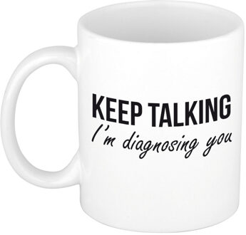 Keep talking diagnosing kado mok / beker wit - Psychologie geslaagd / afstudeer cadeau - feest mokken Multikleur