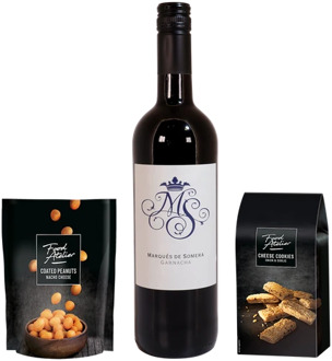 Kerstgeschenk rode-wijn-kaaskoekjes-borrelnootjes