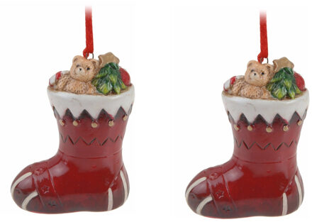 Kersthanger kerstsok met beer - 4x - rood - 8 cm - keramiek - kerstornament - kerstboomversiering