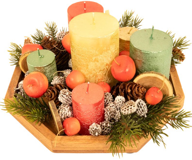 Kerstplateau met 6 dikke kaarsen