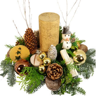 Kerststuk goud met dikke kaars