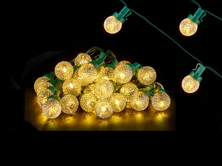 Kerstverlichting/party lights 30x warm witte LED bolletjes 600 cm op batterijen