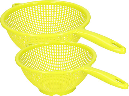 Keuken vergieten/zeef met steel - 2x stuks - kunststof - Dia 22 en 24 cm - fluor groen