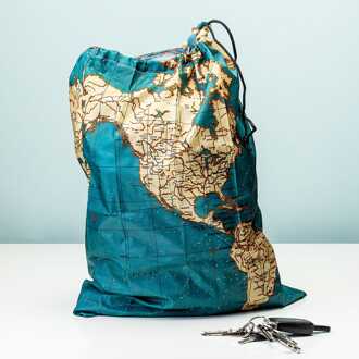 Kikkerland Waszak voor op reis - Wereldkaart print - Voor je vuile was - Laundry bag - Travel accessoire - 40x55 cm