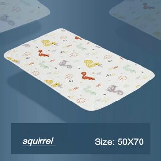 Kinderen Anti-Kwel Kussen Baby Katoenen Beschermende Kleine Lakens Baby Gaas Ademend Luier Aankleedkussen Baby Crawlin squirrel50X70