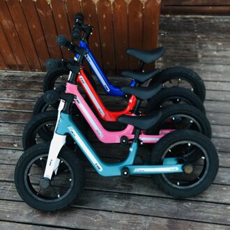 Kinderen Scooter Balance Bike Magnesiumlegering Geen Pedaal 12 Inch Twee Wielen Scooter Opblaasbare Wielen groen