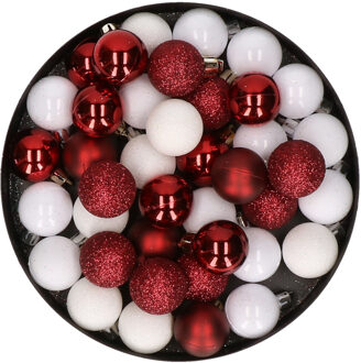 Kleine kunststof kerstversiering 40x stuks set en 3 cm kerstballen in het wit en donkerrood