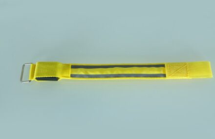Knipperende Led Licht Arm Armband Strap Veiligheid Riem Voor Night Running Fietsen geel