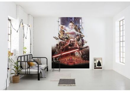 Komar Fotobehang - Star Wars EP9 Movie Poster Rey 184x254cm - Papierbehang Multikleur