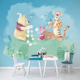 Komar Fotobehang - Winnie Pooh Picnic 300x280cm - Vliesbehang Multikleur