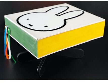 Komma, Uitgeverij Nijntje Xxl Miffy