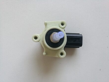 Koplamp Niveau Sensor 8651A147 Voor Mitsubishi Asx/Outlander/Delica enkel en alleen sensor