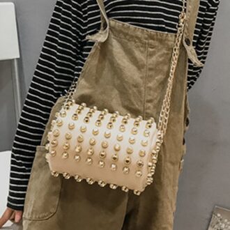Koreaanse Stijl Mode Klinknagel Kleine Emmer Kussen Chain Crossbody Kinderen Zakken Mini Crossbody Tas Vrouwen Beige