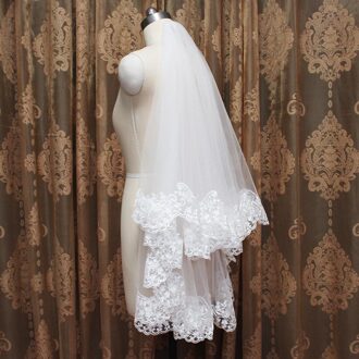 Korte 2 Lagen Bruiloft Sluier Met Kam Cover Gezicht Lace Edge 2 T Bruidssluier Elegante Kanten Sluier Voor Bruiloft jurk wit