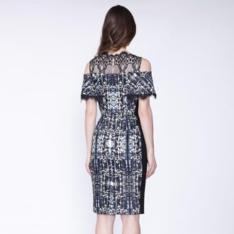 Korte bedrukte cocktailjurk, met bardot halslijn en kanten garnering Veelkleurig - XS