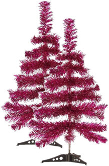 Krist+ 2x stuks kleine fuchsia roze kerstbomen van 60 cm - Kunstkerstboom