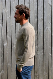 KULTIVATE 2501080800 kn vertical 194 seneca rock heren trui  kultiv - maat M Kaki