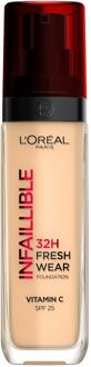 L'Oréal Paris Infallible Mattifying Foundation - 100 Linen