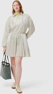 Lacoste Women's Lacoste Long Sleeve Colour-Block Dress in Grey Grijs