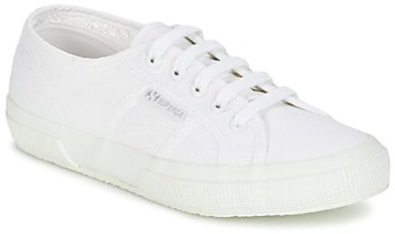 Lage Sneakers Superga  2750 CLASSIC