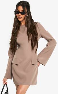 Lange Mouw Getailleerde Mini-Jurk Met Slash-Hals, Taupe - 46