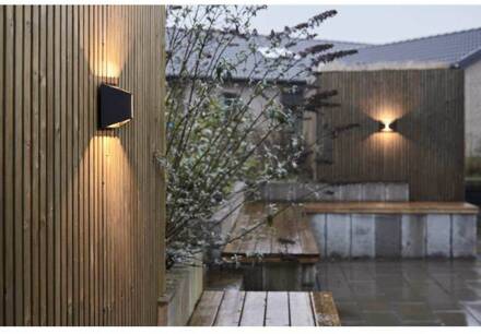 LED buiten wandlamp X, zwart, IP65, aluminium