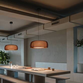 LED hanglamp Gong, bruin, dimbaar, textiel, staal bruin, wit, zwart