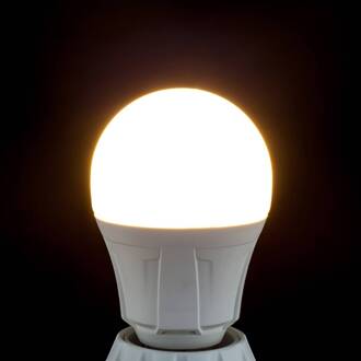 LED lamp, set van 10, E27, 8,5 W, mat, 3.000 K