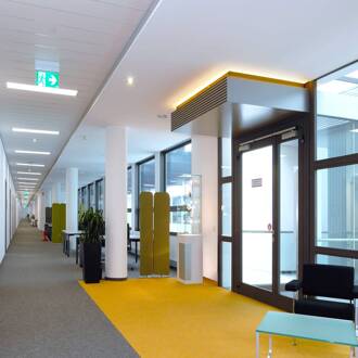 LED paneel Basic Office, 119,5 x 29,5 cm, 4.000 K verkeerswit (RAL 9016)