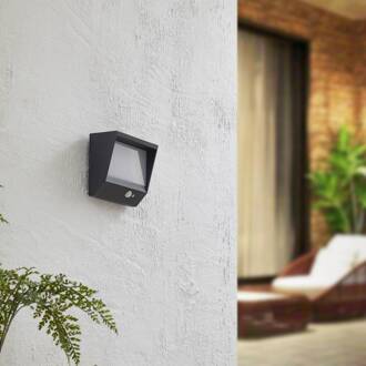 LED solar wandlamp Dava, 14 cm hoog, aluminium, sensor zwart, wit