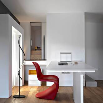 LED vloerlamp Boa, hoogte 170 cm, zwart, metaal zwart mat, opaal