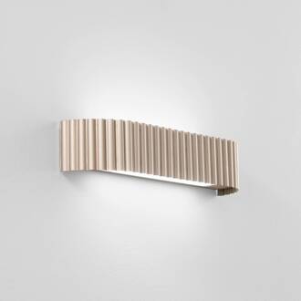 LED wandlamp Niike, goudkleurig, breedte 40 cm, metaal, CCT